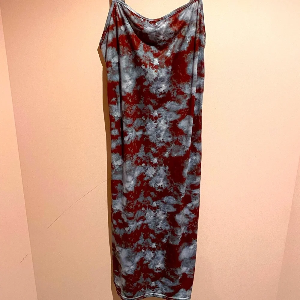 Pretty Little Thing NEW tie dye dress